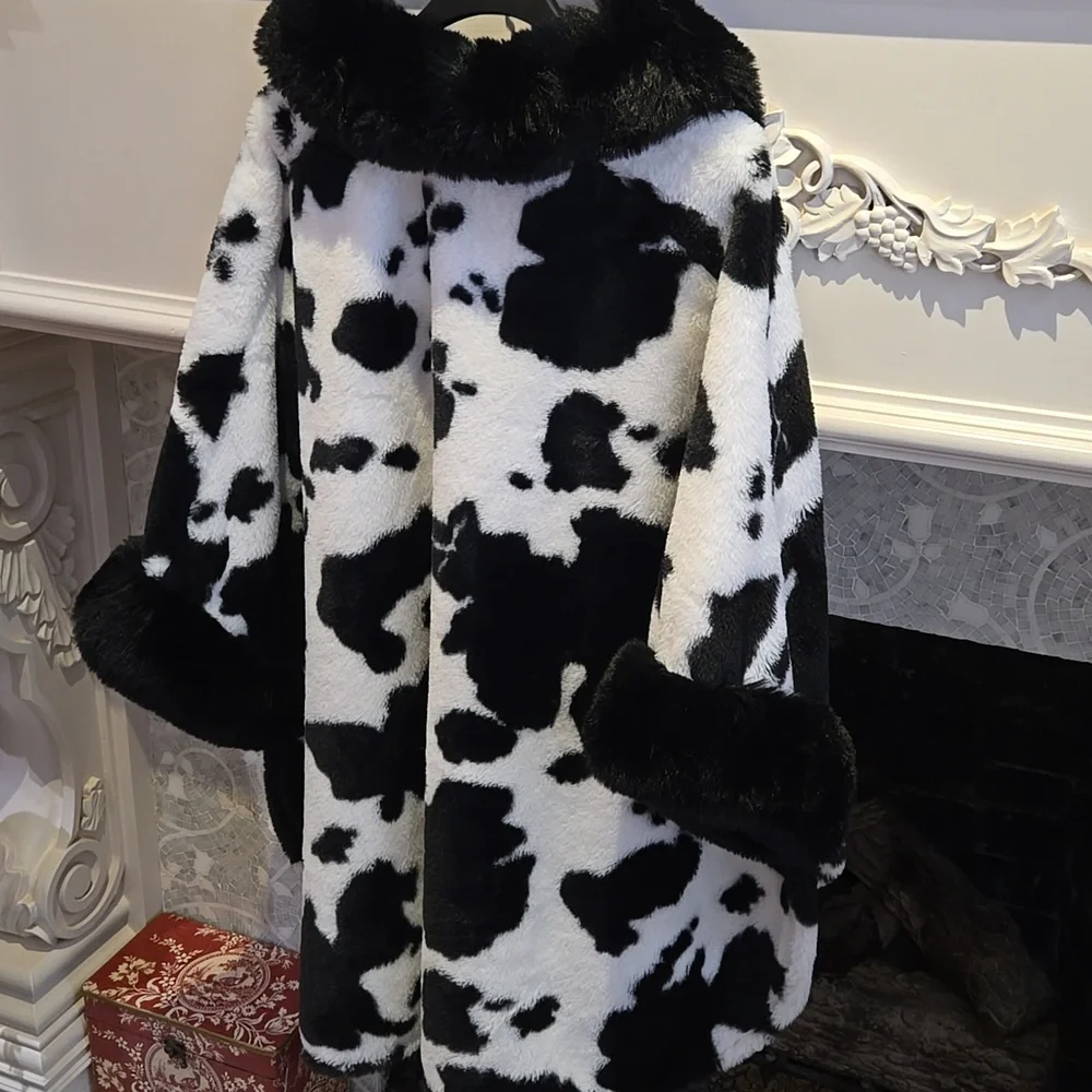 Black And White Faux Fur Cape/Coat With Bat Wing Sleeves
